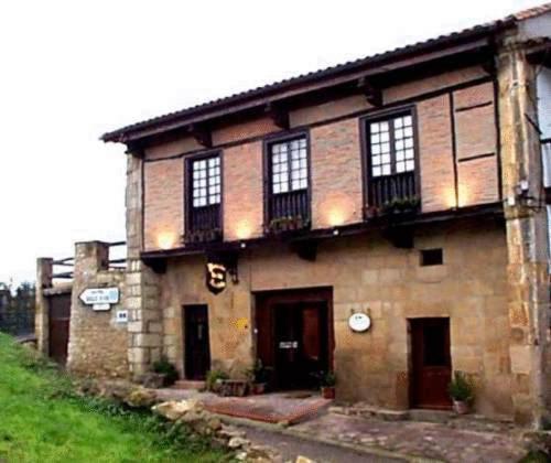 Posada De La Abadia - Adults Only Сантильяна-дель-Мар Экстерьер фото