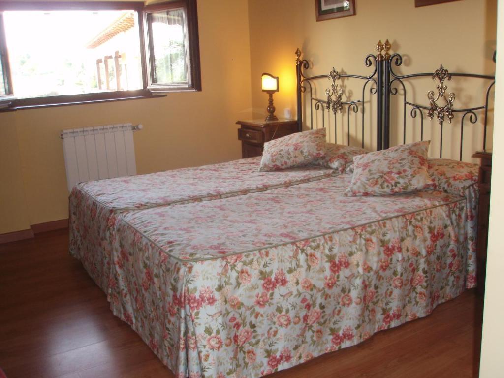 Posada De La Abadia - Adults Only Сантильяна-дель-Мар Экстерьер фото
