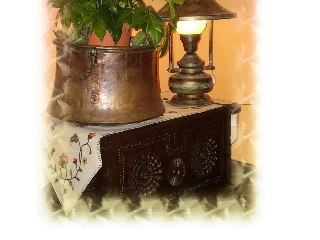 Posada De La Abadia - Adults Only Сантильяна-дель-Мар Экстерьер фото