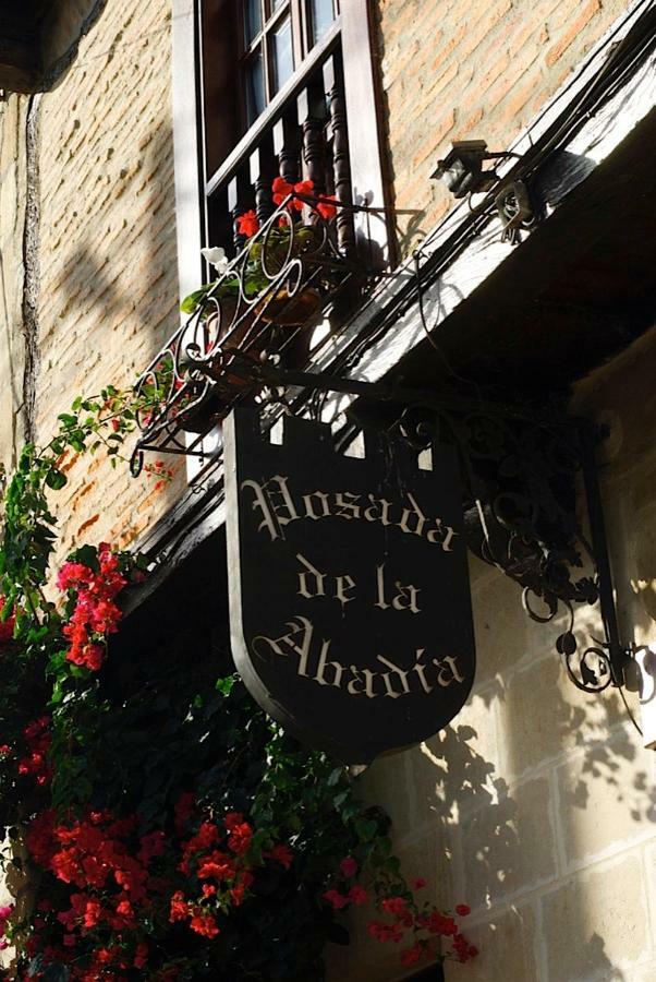Posada De La Abadia - Adults Only Сантильяна-дель-Мар Экстерьер фото